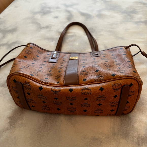 MCM Tan Monogram Tote and Pouch Set - Picture 2 of 16